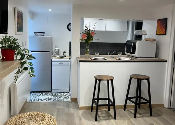 Vue Exceptionnelle & Terrasse Au Calme -Studio Independant - Gorges Du Haut Allier * Chanteuges