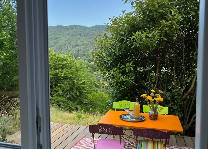 Vue Exceptionnelle & Terrasse Au Calme -Studio Independant - Gorges Du Haut Allier Apartment Chanteuges